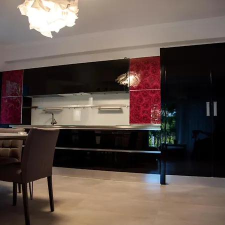 Βίλα Garden Patra