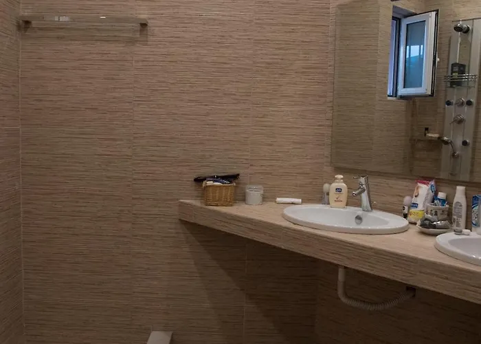 Garden Patra Flámbouras